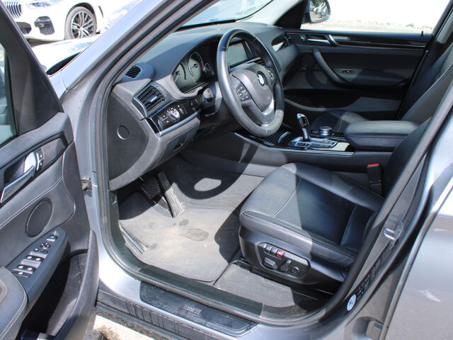BMW X3 x30d Leder HUD PanoD.NaviPro.Ha/Ka.Memory AHK Ansicht 8 für Fahrzeugdetailseite