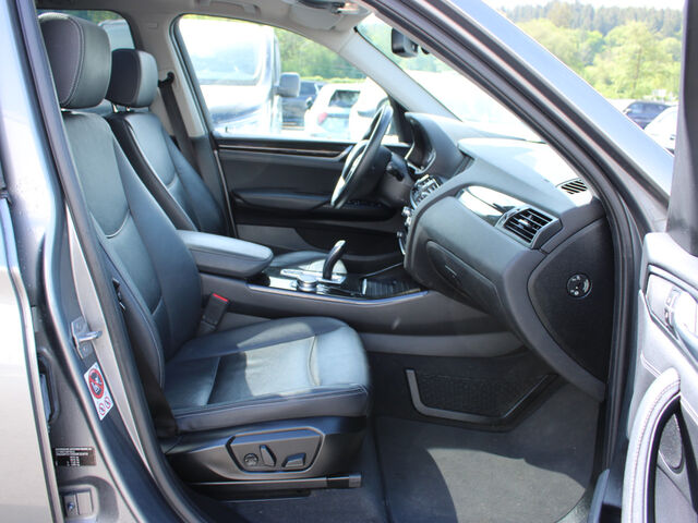 BMW X3 x30d Leder HUD PanoD.NaviPro.Ha/Ka.Memory AHK Ansicht 9 für Fahrzeugdetailseite