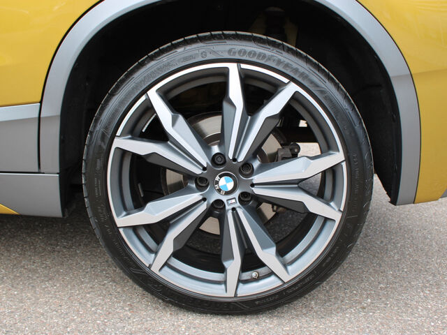 BMW X2 s20i M Sport X ACC HUD Kamera AdLED DAB Navi+ Ansicht 8 für Fahrzeugdetailseite