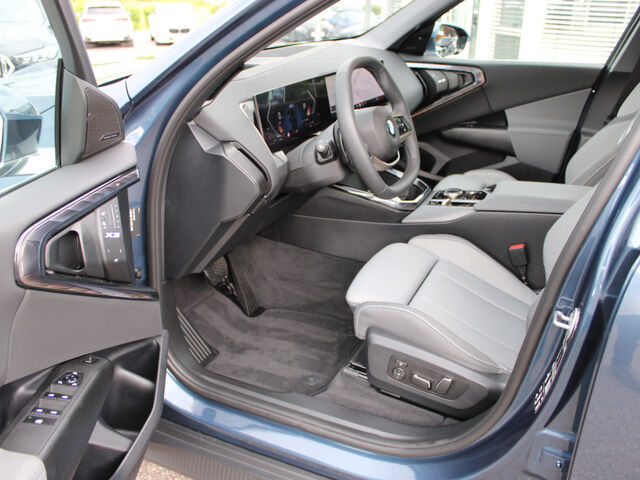 BMW X3 x20i Sports.Standh.PanoD.HUD ACC SurView.AHK Ansicht 10 für Fahrzeugdetailseite