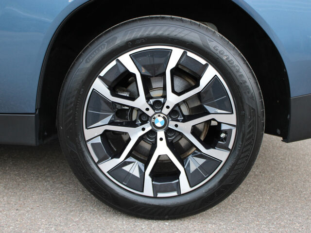 BMW X3 x20i Sports.Standh.PanoD.HUD ACC SurView.AHK Ansicht 9 für Fahrzeugdetailseite