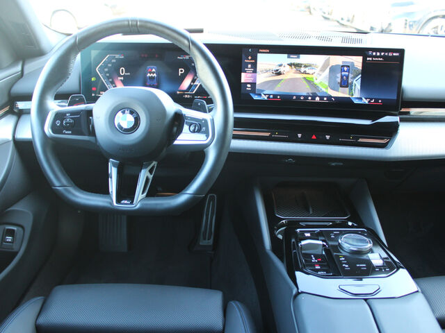 BMW 520 d xDr.T M Sport Pro PanoD.AutobahnAss.H/K.AHK Ansicht 10 für Fahrzeugdetailseite