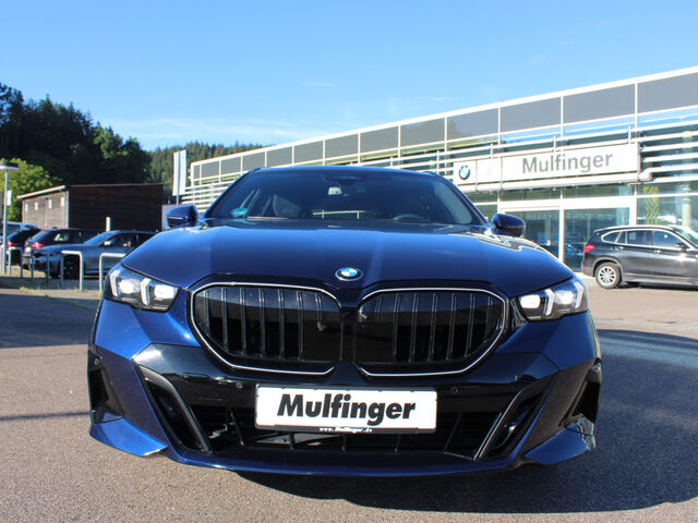 BMW 520 d xDr.T M Sport Pro PanoD.AutobahnAss.H/K.AHK Ansicht 3 für Fahrzeugdetailseite