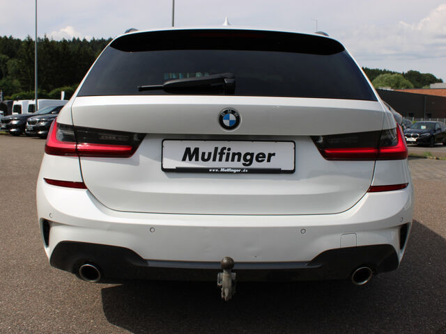 BMW 320 i T.M Sport Standh.Laser LiveProf.DrivAss.AHK Ansicht 6 für Fahrzeugdetailseite