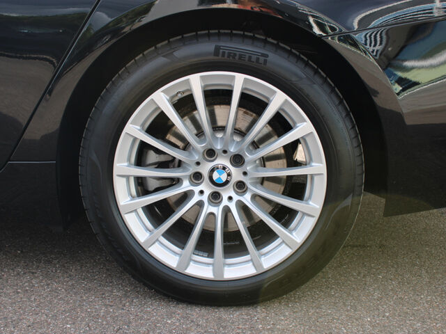 BMW 520 d xDr.T.HUD ACC Standh.Laser LiveProf.AHK18 Ansicht 8 für Fahrzeugdetailseite