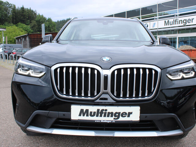BMW X3 x20i Sports.Kamera Live-Navi Lenkradh.DAB AHK Ansicht 3 für Fahrzeugdetailseite