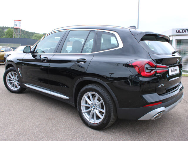 BMW X3 x20i Sports.Kamera Live-Navi Lenkradh.DAB AHK Ansicht 7 für Fahrzeugdetailseite