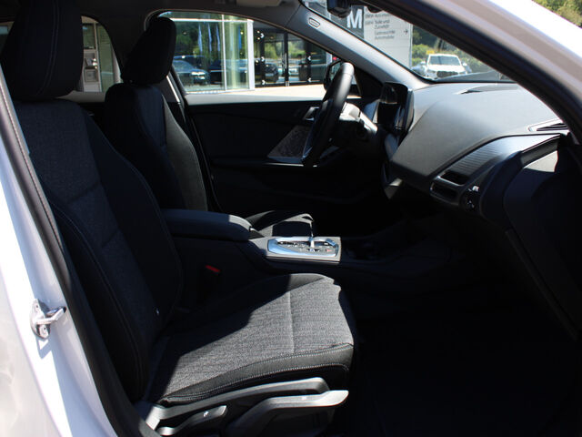 BMW 120 i Premium Paket Shadow Line LED Sitzh. Parking Ansicht 12 für Fahrzeugdetailseite