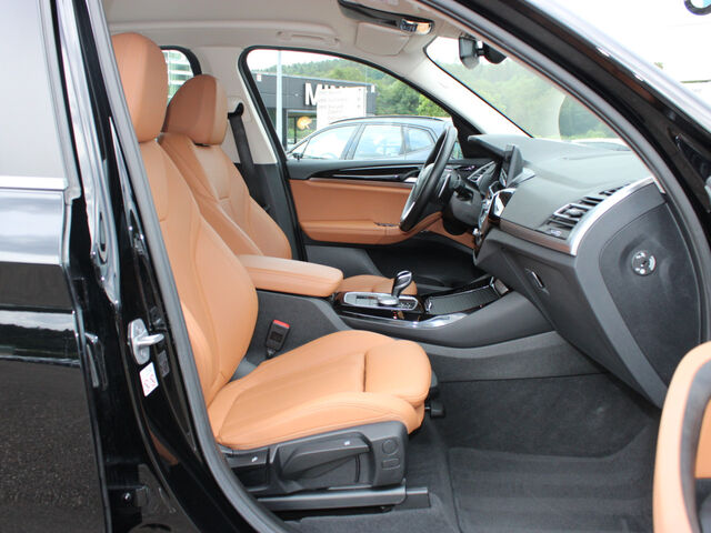 BMW X3 x20d Sports.Standh.SurView ACC Live-Navi AHK Ansicht 10 für Fahrzeugdetailseite