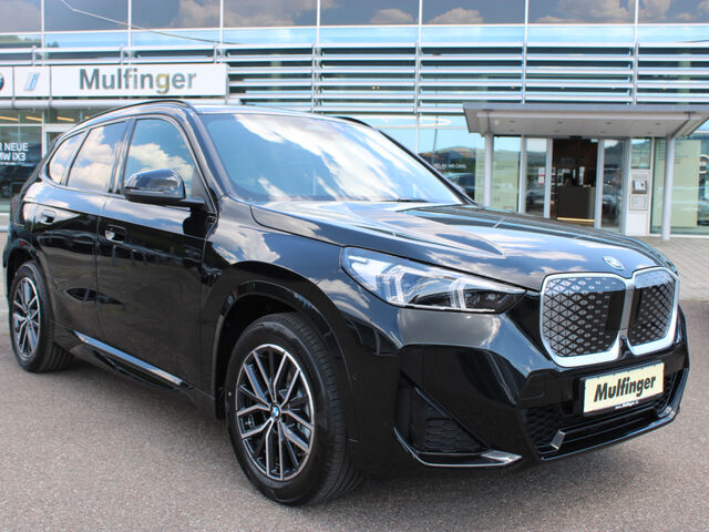 BMW iX1 xDrive30 M Sport DrivAssPlus DAB AHK 18 Ansicht 2 für Fahrzeugdetailseite