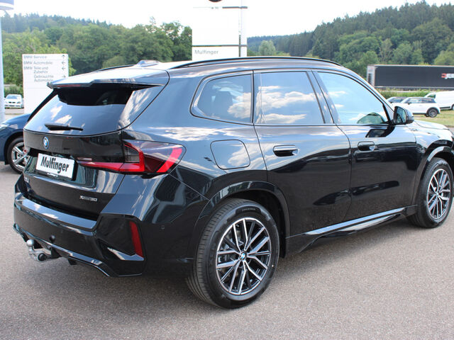 BMW iX1 xDrive30 M Sport DrivAssPlus DAB AHK 18 Ansicht 5 für Fahrzeugdetailseite