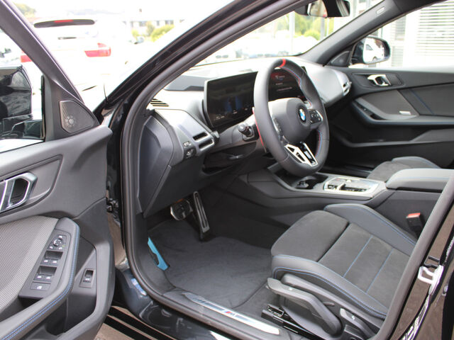 BMW M135 xDrive ACC, Ha/Ka, MPro, SHZ Ansicht 10 für Fahrzeugdetailseite