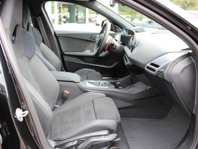 BMW M135 xDrive ACC, Ha/Ka, MPro, SHZ Ansicht 12 für Fahrzeugdetailseite