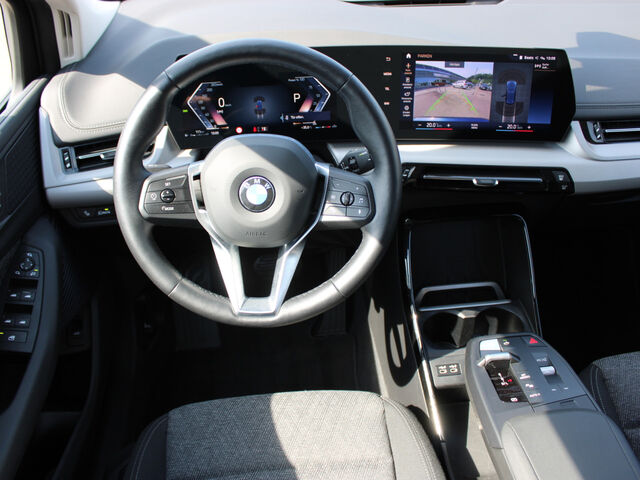 BMW 218 Active Tourer 218i ActiveTourer Widesreen Kamera Ad-LED Sitzh Ansicht 11 für Fahrzeugdetailseite