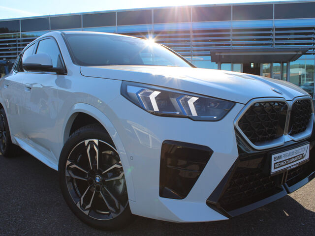BMW X2 s20d M Sport Kamera Har/Kar. Ad-Fahrwerk 19 Ansicht 2 für Fahrzeugdetailseite