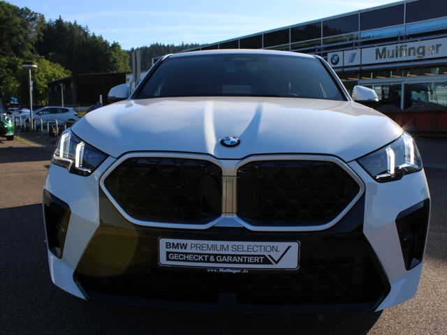 BMW X2 s20d M Sport Kamera Har/Kar. Ad-Fahrwerk 19 Ansicht 3 für Fahrzeugdetailseite