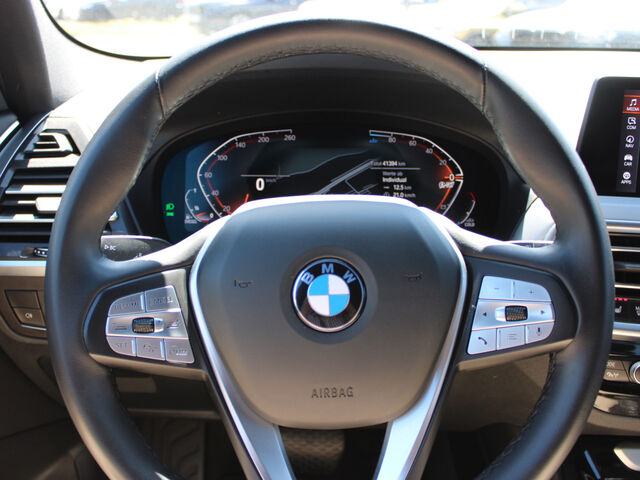 BMW X3 x20d Sports.Laser HUD ACC PanoD.Kamera Live Ansicht 11 für Fahrzeugdetailseite