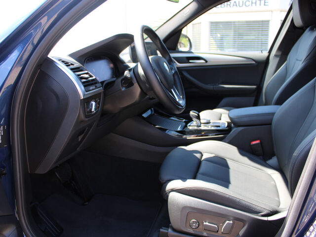 BMW X3 x20d Sports.Laser HUD ACC PanoD.Kamera Live Ansicht 8 für Fahrzeugdetailseite