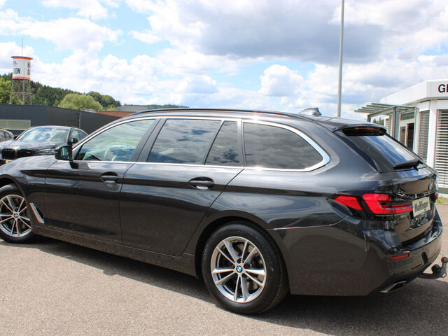 BMW 530 d xDr.T. Standh.KomfS+Bel.ACC LiveProf.Kamera Ansicht 7 für Fahrzeugdetailseite
