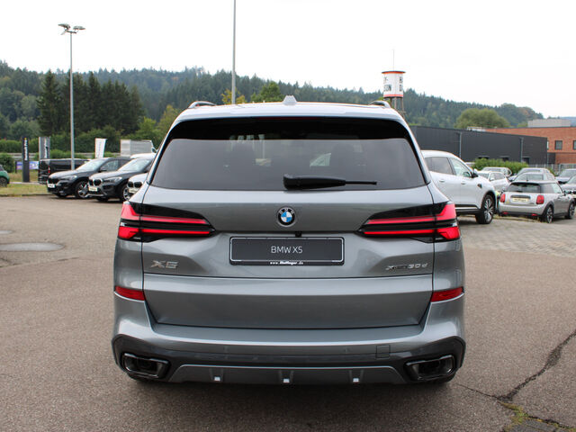 BMW X5 x30d M Sport Pro PanoD.ACC HUD SuView AHK 22 Ansicht 5 für Fahrzeugdetailseite