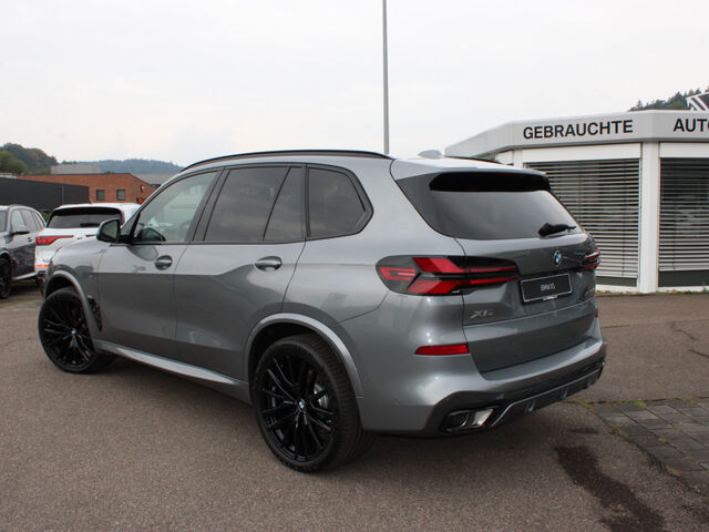 BMW X5 x30d M Sport Pro PanoD.ACC HUD SuView AHK 22 Ansicht 6 für Fahrzeugdetailseite