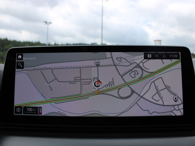 BMW 540 i xDr.T.M Sport Pro HUD ACC SurView Laser 19 Ansicht 14 für Fahrzeugdetailseite