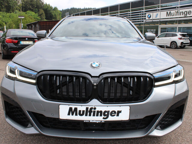 BMW 540 i xDr.T.M Sport Pro HUD ACC SurView Laser 19 Ansicht 3 für Fahrzeugdetailseite