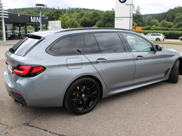 BMW 540 i xDr.T.M Sport Pro HUD ACC SurView Laser 19 Ansicht 5 für Fahrzeugdetailseite