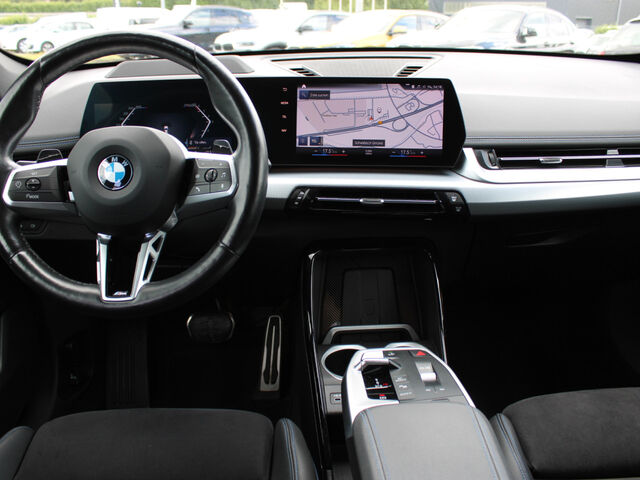 BMW X1 s18d M Sport HUD ACC SuView PanoD.H/K.AHK19 Ansicht 10 für Fahrzeugdetailseite