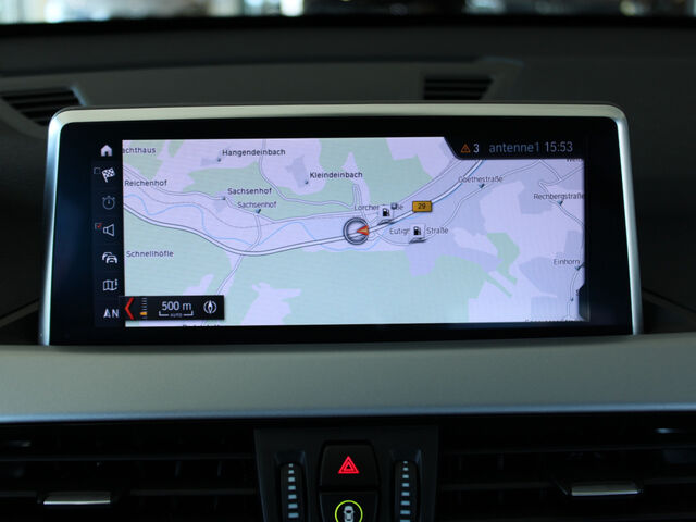 BMW X1 xDrive20d Navi LED Kamera Sitzh.Lordose AHK Ansicht 12 für Fahrzeugdetailseite