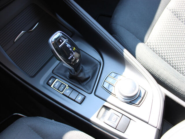 BMW X1 xDrive20d Navi LED Kamera Sitzh.Lordose AHK Ansicht 15 für Fahrzeugdetailseite
