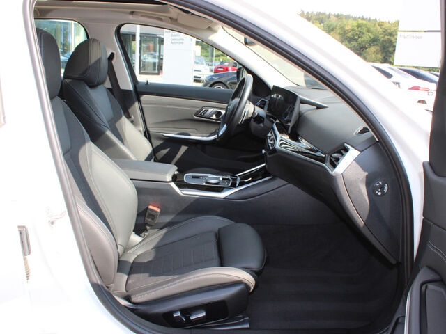 BMW 320 d T.Sports.HUD ACC PanoD.Widscreen Kamera AHK Ansicht 10 für Fahrzeugdetailseite