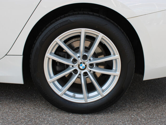 BMW 320 d T.Sports.HUD ACC PanoD.Widscreen Kamera AHK Ansicht 8 für Fahrzeugdetailseite
