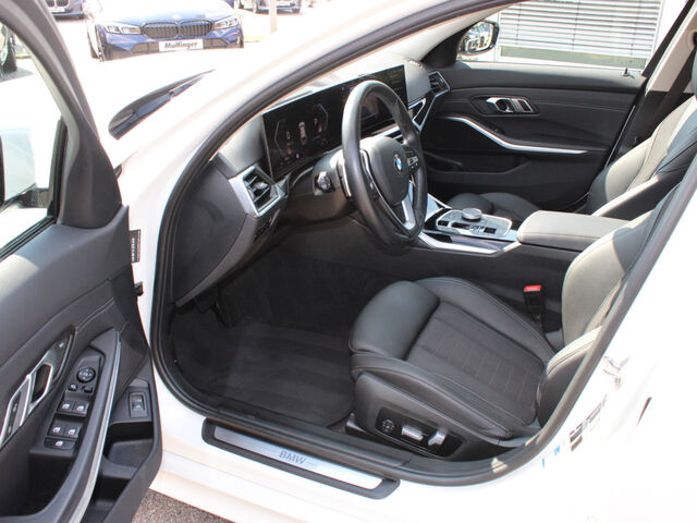 BMW 320 d T.Sports.HUD ACC PanoD.Widscreen Kamera AHK Ansicht 9 für Fahrzeugdetailseite