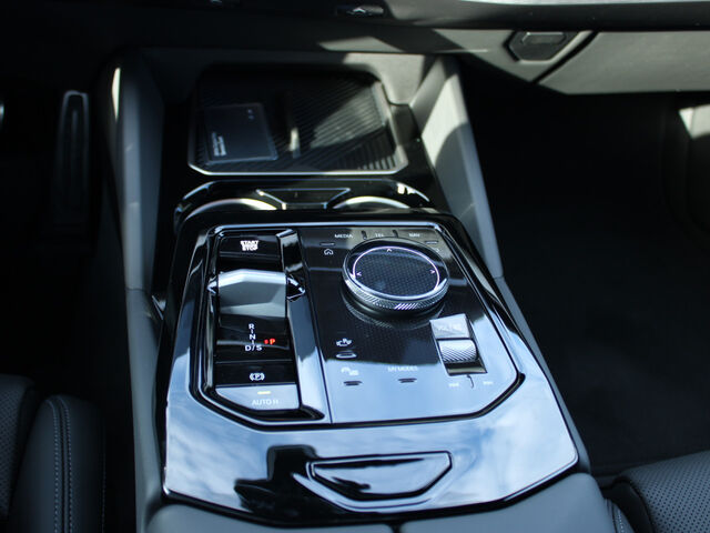 BMW 520 d xdrive Touring M Sport Pro Driving Assistant Ansicht 13 für Fahrzeugdetailseite