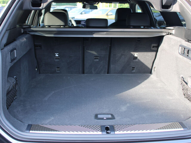 BMW 520 d xdrive Touring M Sport Pro Driving Assistant Ansicht 7 für Fahrzeugdetailseite