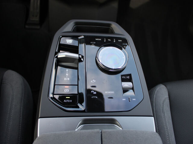 BMW iX xDrive60 Ansicht 12 für Fahrzeugdetailseite