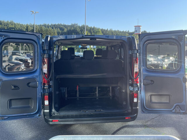 RENAULT Trafic dCi 145 Combi 3.0t Life 8Sitz Navi Kamera Ansicht 5 für Fahrzeugdetailseite