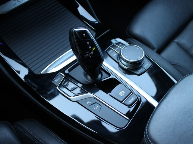BMW X4 x30d M Sport Leder HUD LiveProf. el-Sitze DAB Ansicht 15 für Fahrzeugdetailseite