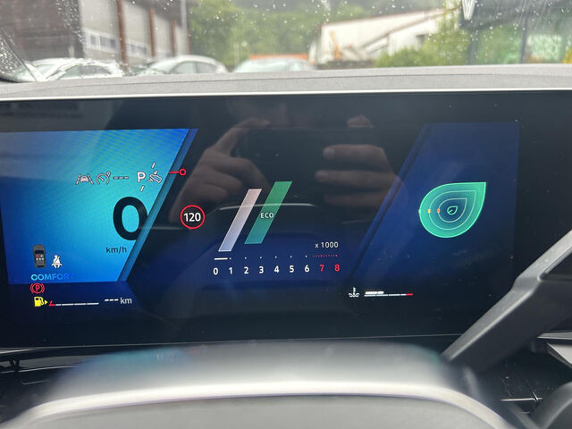 RENAULT Austral Techno Mild Hybrid 150 Automatik GOOGLE Ansicht 14 für Fahrzeugdetailseite