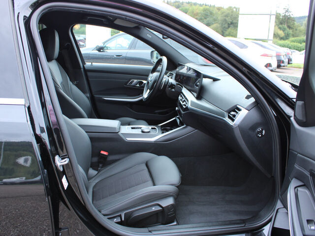 BMW 320 d T.Sports.HUD ACC Kamera HiFi Sitzh.AHK 19 Ansicht 12 für Fahrzeugdetailseite