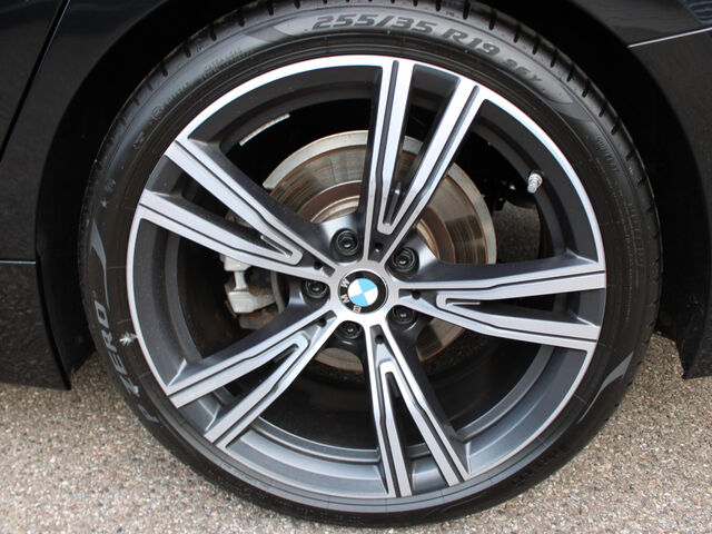 BMW 320 d T.Sports.HUD ACC Kamera HiFi Sitzh.AHK 19 Ansicht 8 für Fahrzeugdetailseite