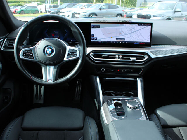 BMW i4 e35 GranC. M Sport LivePlus SurView 19 Ansicht 10 für Fahrzeugdetailseite