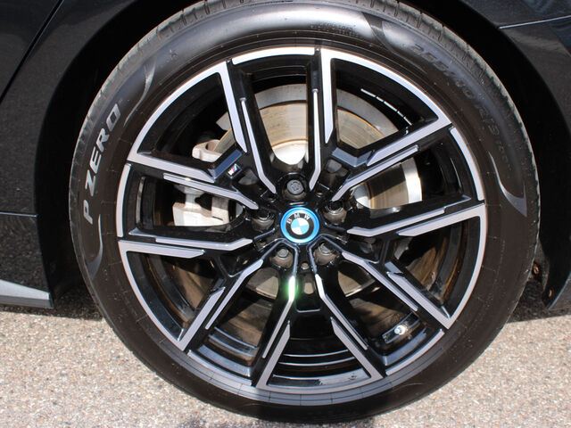 BMW i4 e35 GranC. M Sport LivePlus SurView 19 Ansicht 8 für Fahrzeugdetailseite