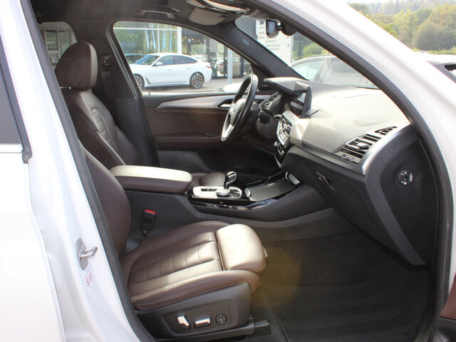 BMW X3 x30d Standh.PanoD.SuView.HUD Sitzbel.AHK 20 Ansicht 10 für Fahrzeugdetailseite