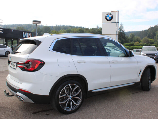 BMW X3 x30d Standh.PanoD.SuView.HUD Sitzbel.AHK 20 Ansicht 5 für Fahrzeugdetailseite