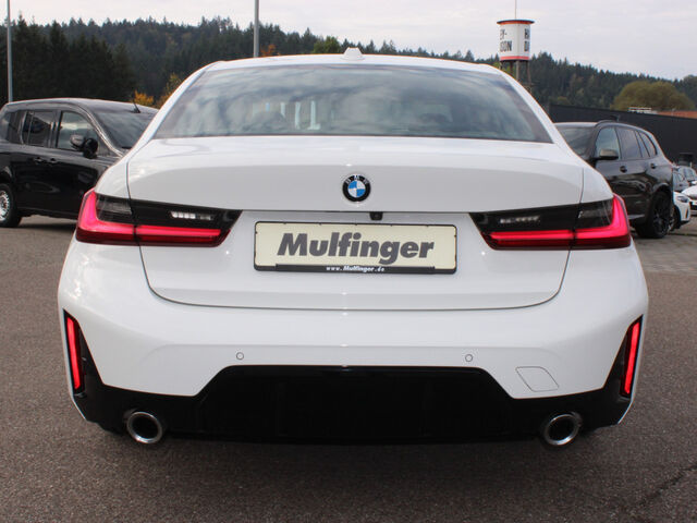 BMW 320 d M Sport SurView Live-Navi Lenkradh.DrivAss Ansicht 6 für Fahrzeugdetailseite