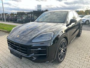 PORSCHE Cayenne GTS Coupe Sport Design Paket + Panorama...