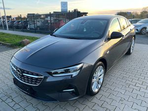OPEL Insignia 2.0 D Business 4x4 Aut. Navi+Led+Kamera...