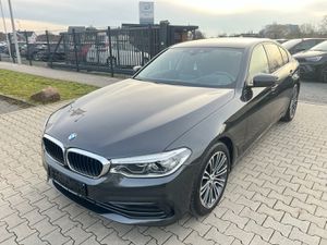 BMW 530 d Sport Line Aut. Navi+Led+Kamera+Ahk+Shz...